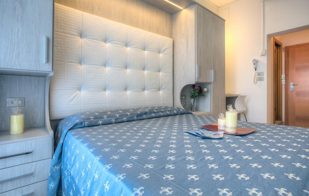 Hotel Olympia Gabicce Mare Δωμάτιο φωτογραφία